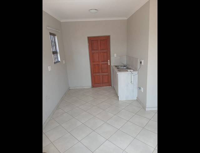2 BEDROOM PROPERTY TO RENT IN REIGERPARK